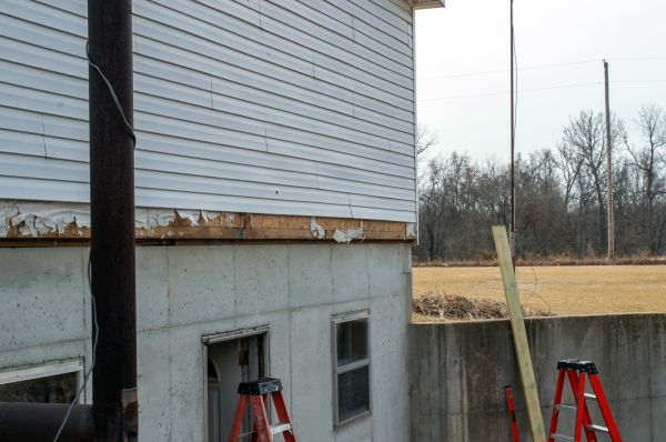 House Foundation Leveling in Greenfield