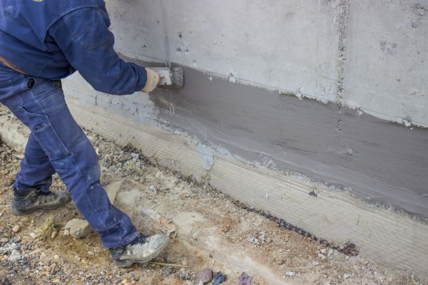 Cost of Foundation Crack Sealing in Greenfield